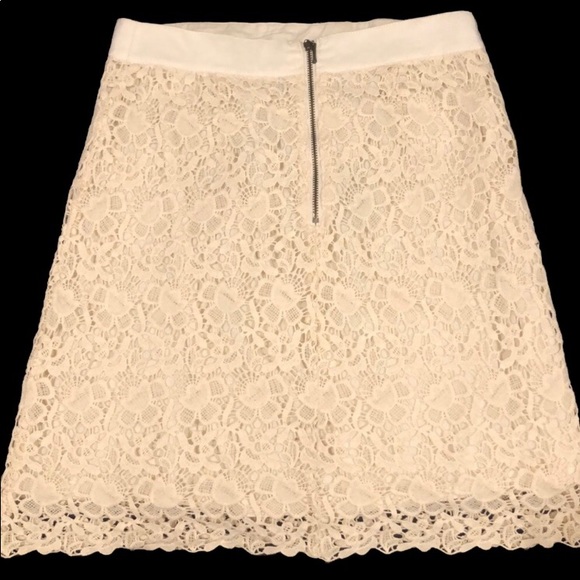 LOFT Lace Floral Cream Mini Skirt - Picture 4 of 9